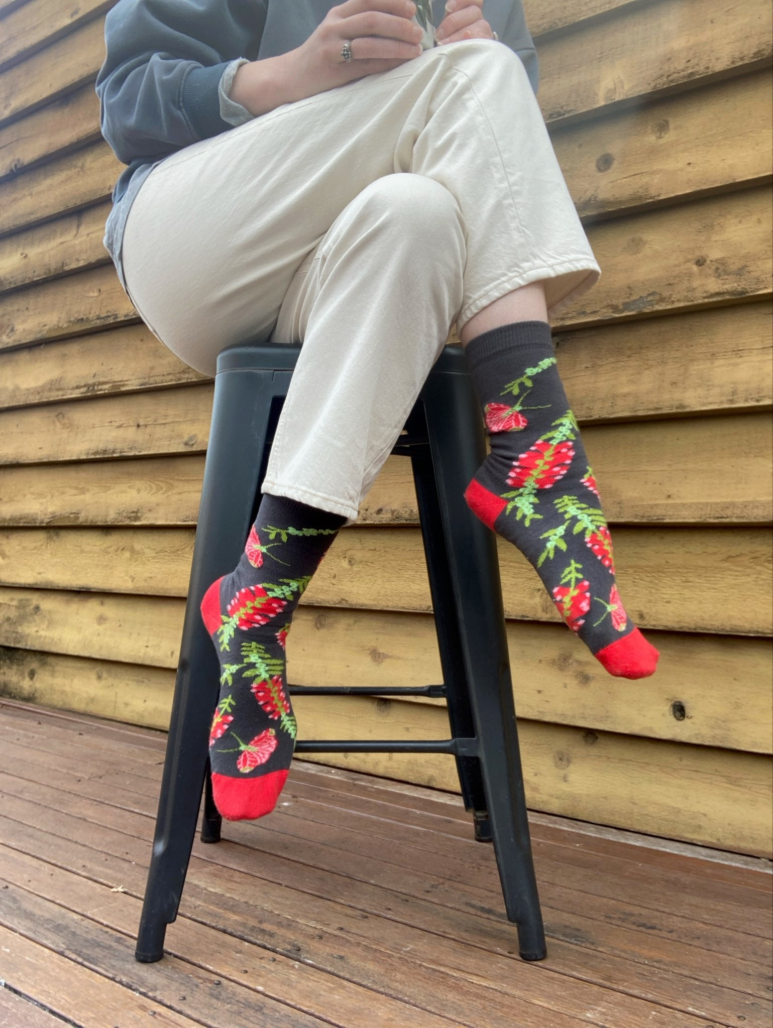 Bottle Brush Crew Socks in Charcoal