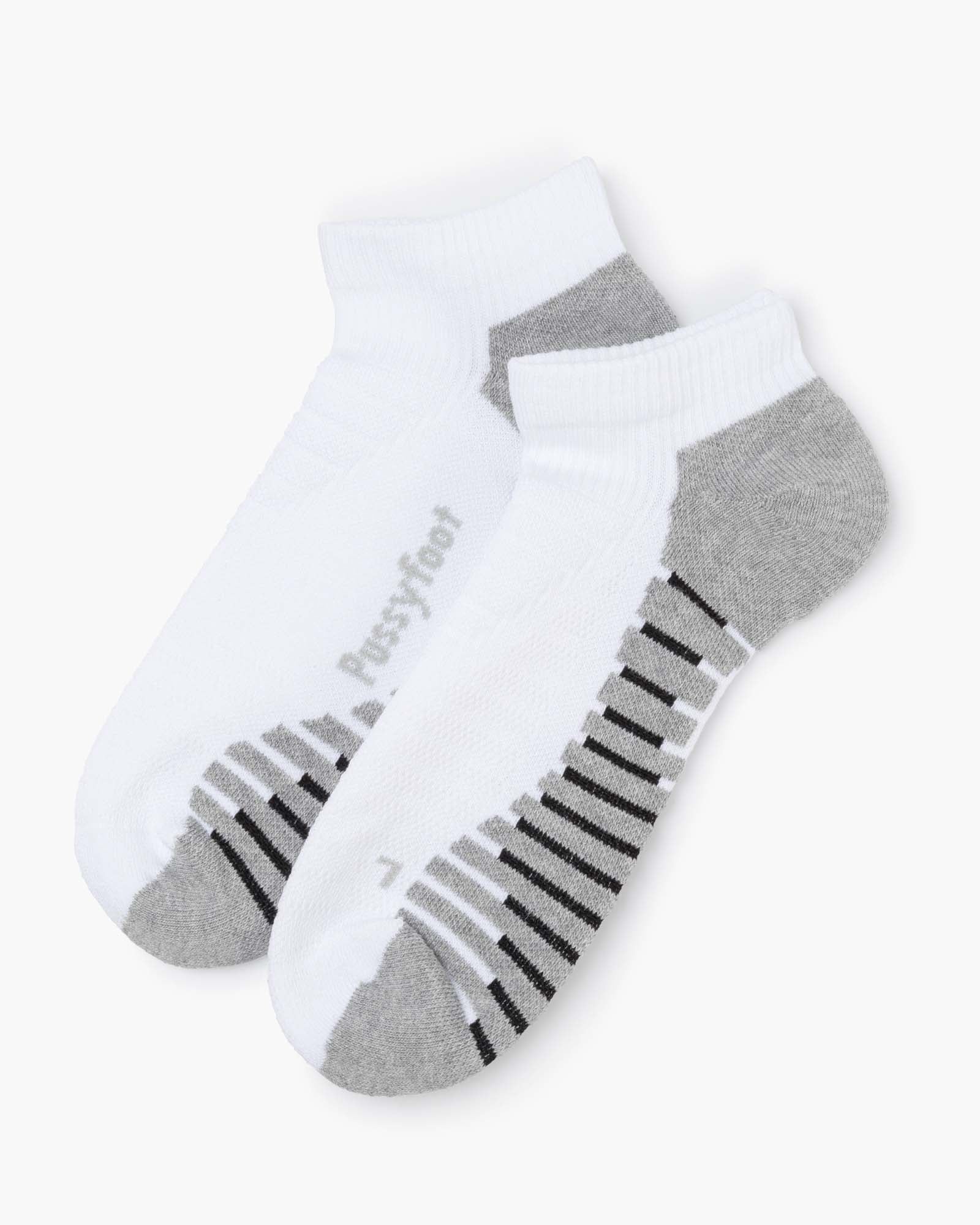 Cross Trainer Ankle Socks in White