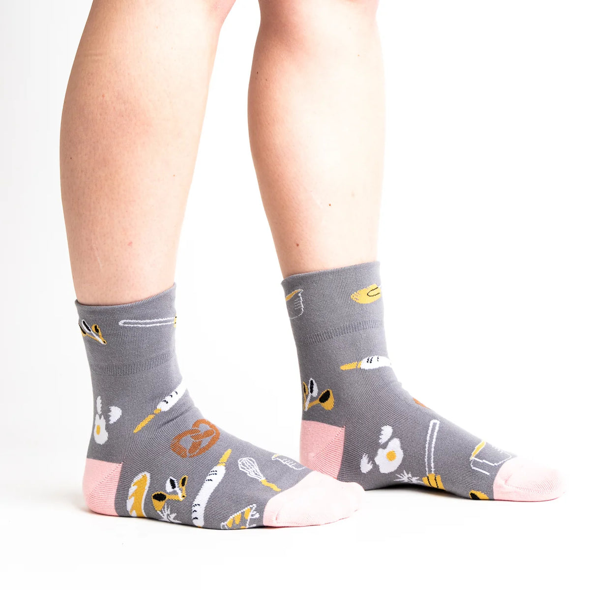 I Knead The Dough Women's Crew Turn Cuff Socks