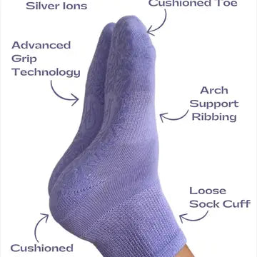Loose Top Grip Socks in Light Blue S/M