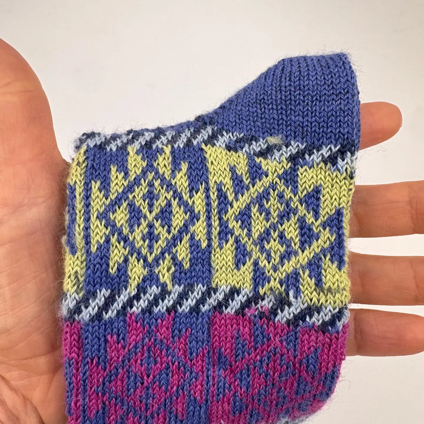 Santa Fe socks in Lavender