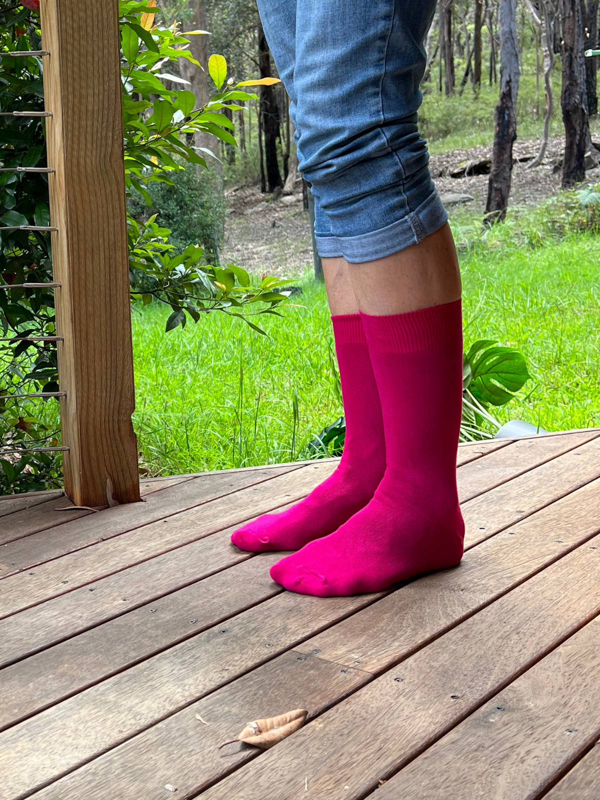Fuchsia - Everyday Solid Pink Color Cotton Crew Socks – Hooray