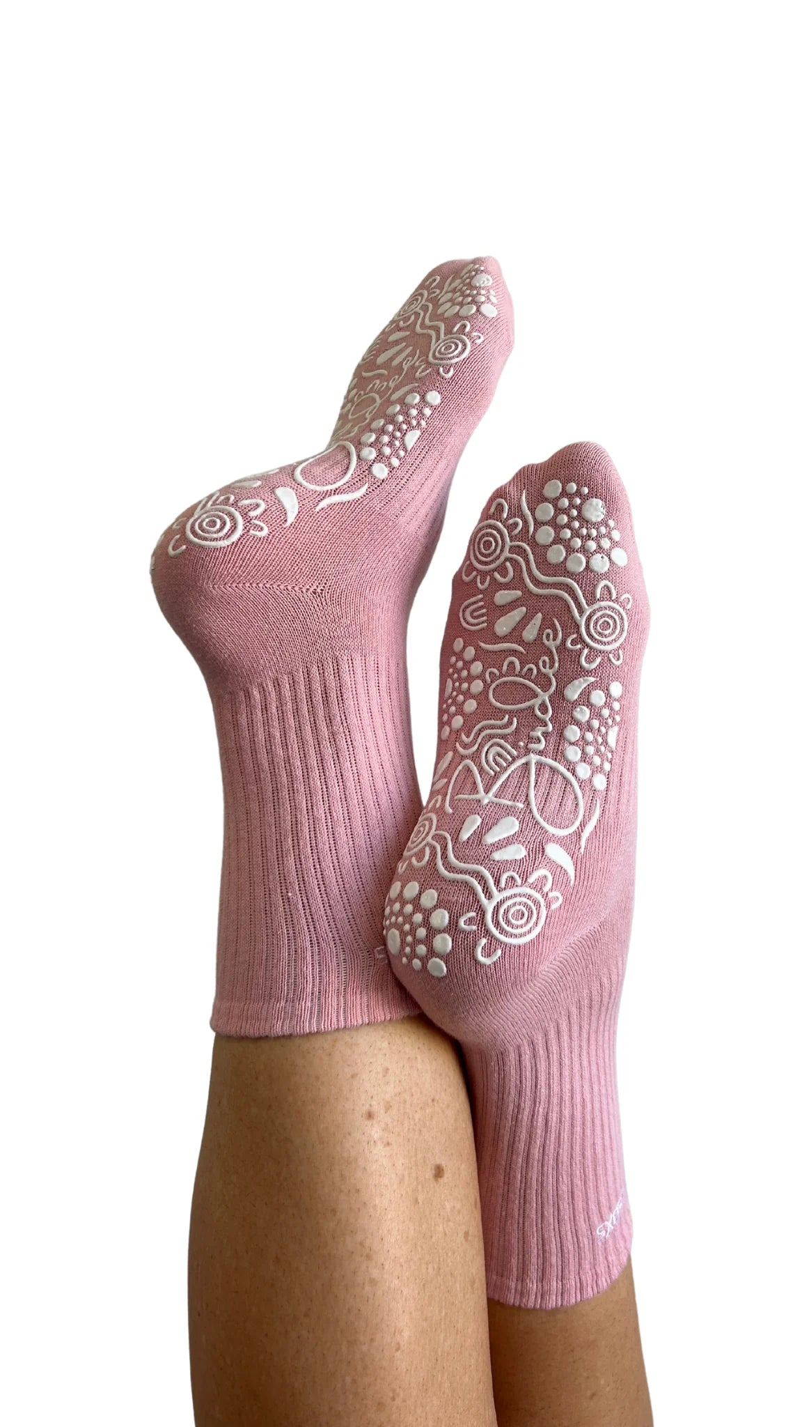 Birdee Crew Grip Socks in Pink and White - The Sockery