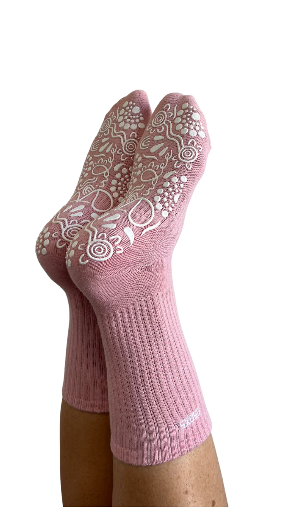 Birdee Crew Grip Socks in Pink and White - The Sockery