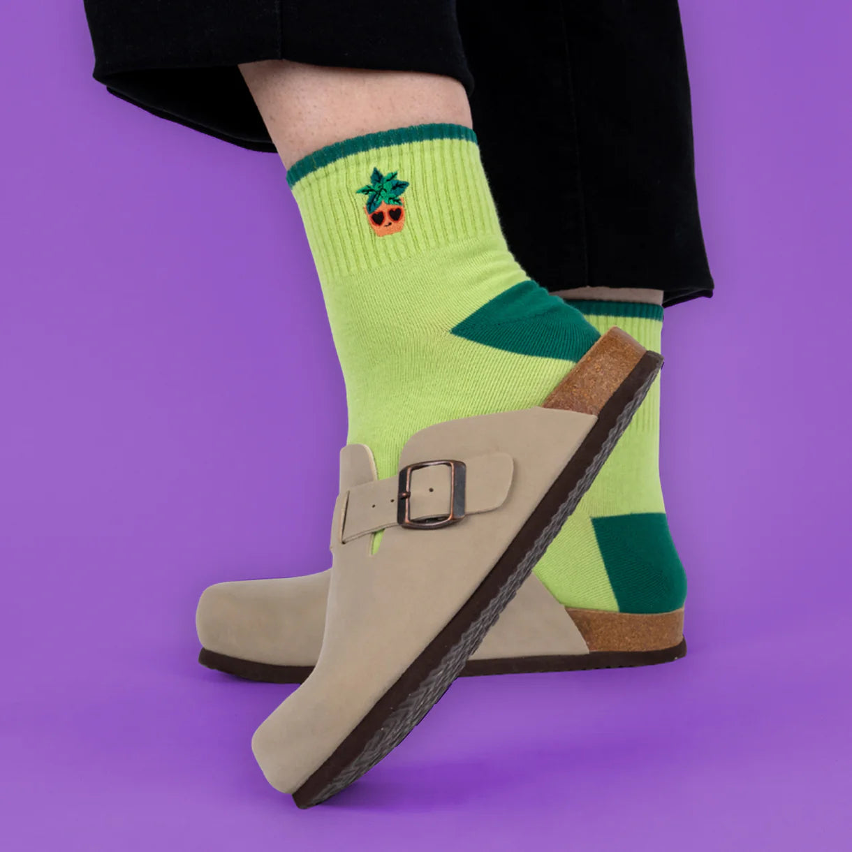 Plant Lover Embroidered Quarter Socks 🌿