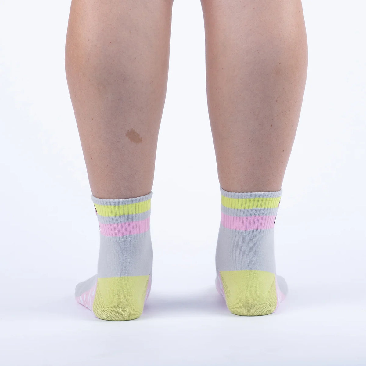 Toe Beans Club Embroidered Quarter Socks 🐾