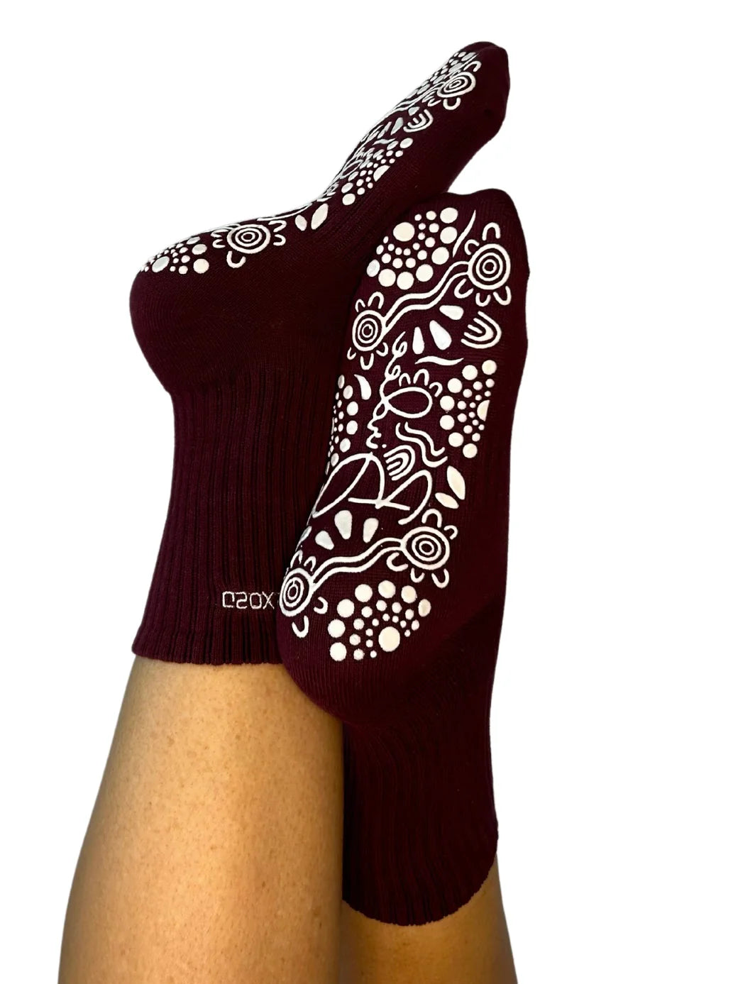 Birdee Crew Grip Socks in Plum and White - The Sockery