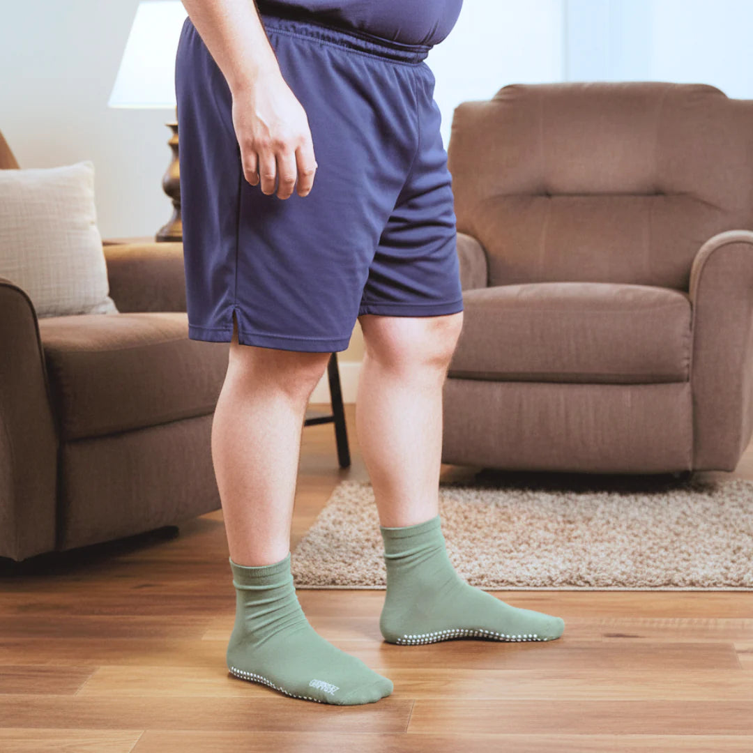 Maxi Hospital Non-Slip Socks in Eucalyptus