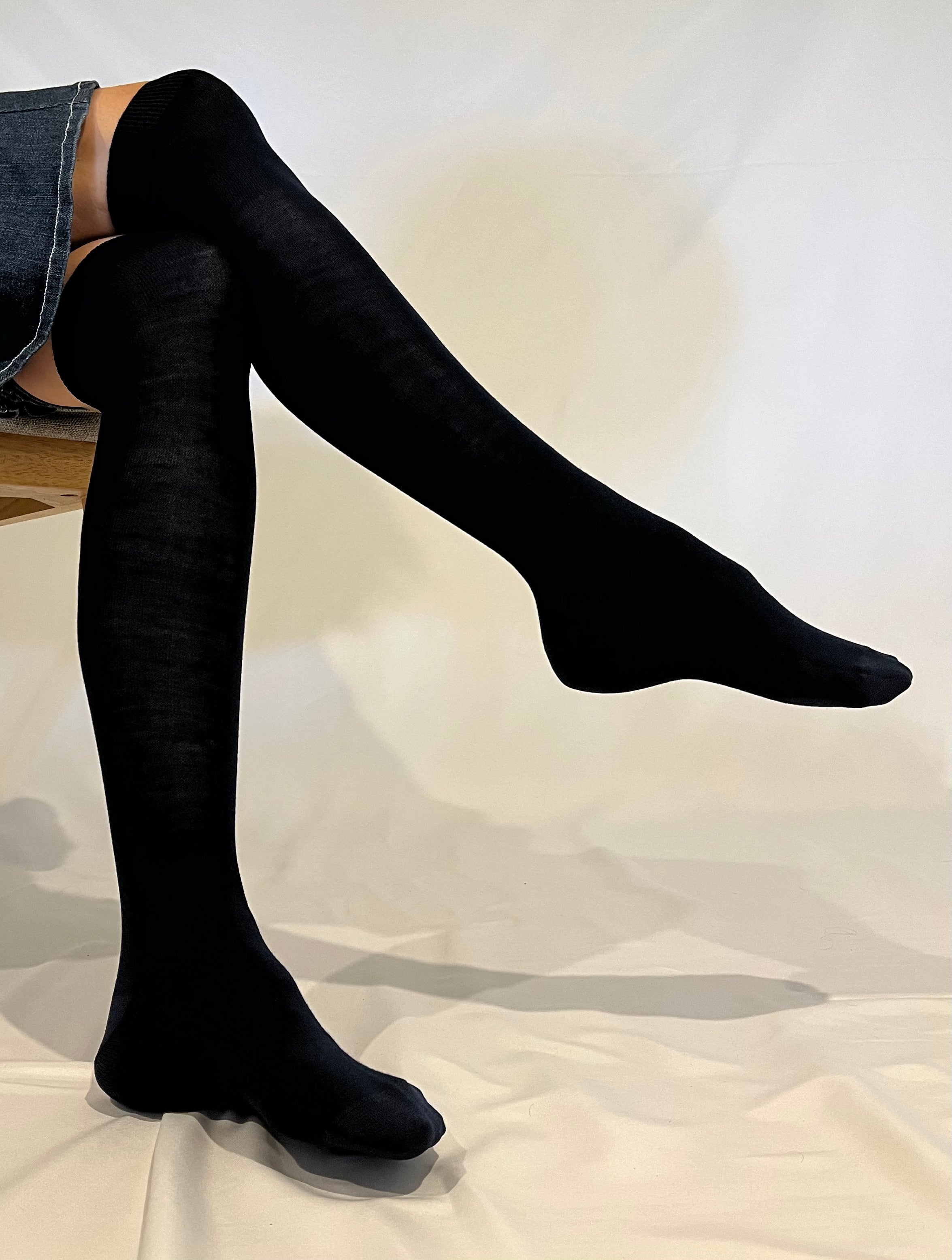 Knee high on sale cotton socks ladies