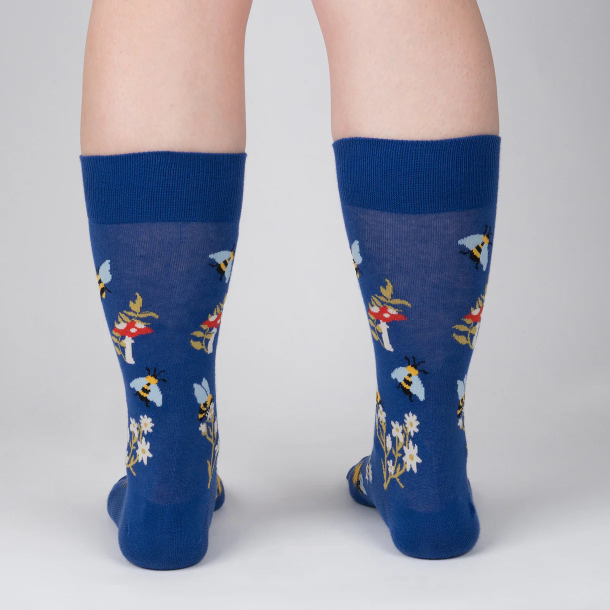 Let it Bee Men's Crew Socks - The Sockery