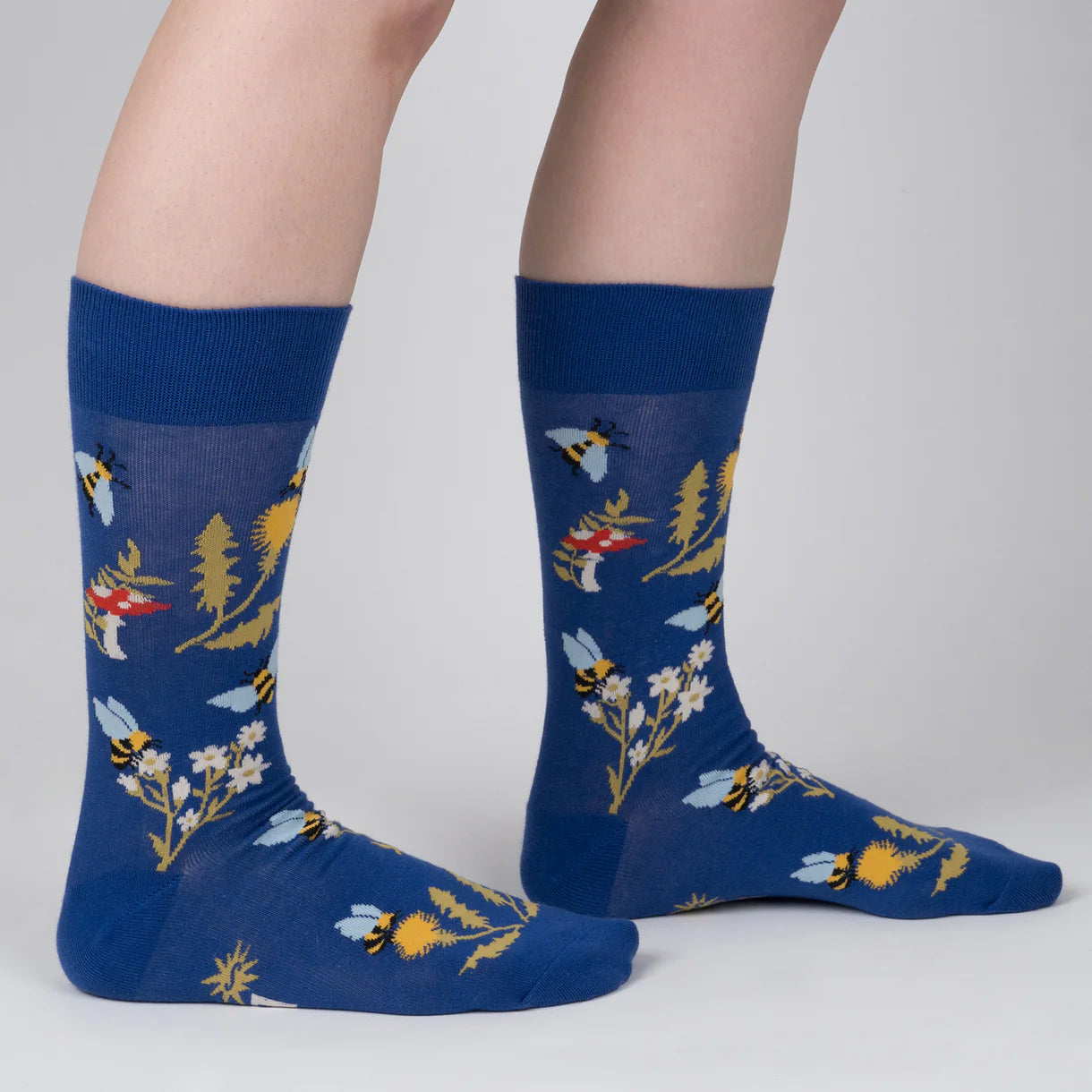 Let it Bee Men's Crew Socks - The Sockery