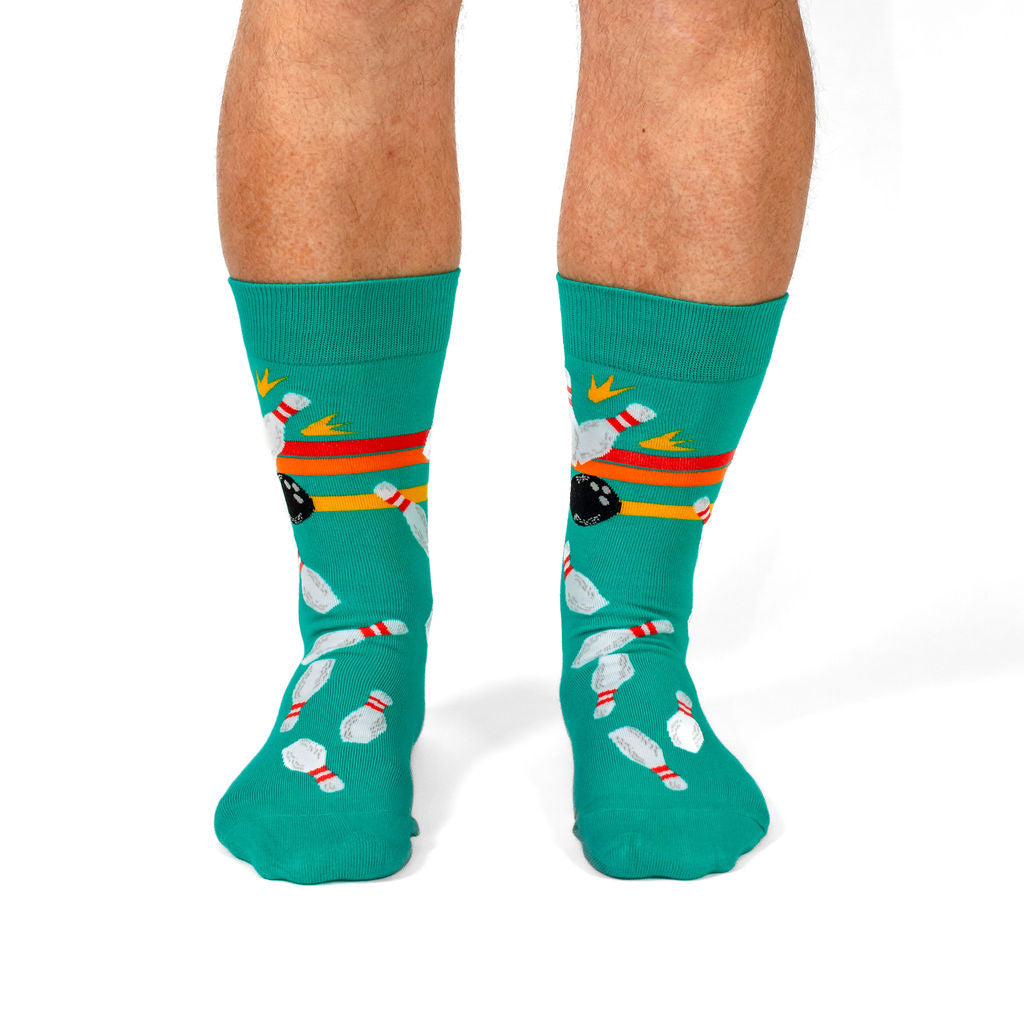 World's Okayest Bowler Men's Crew Socks
