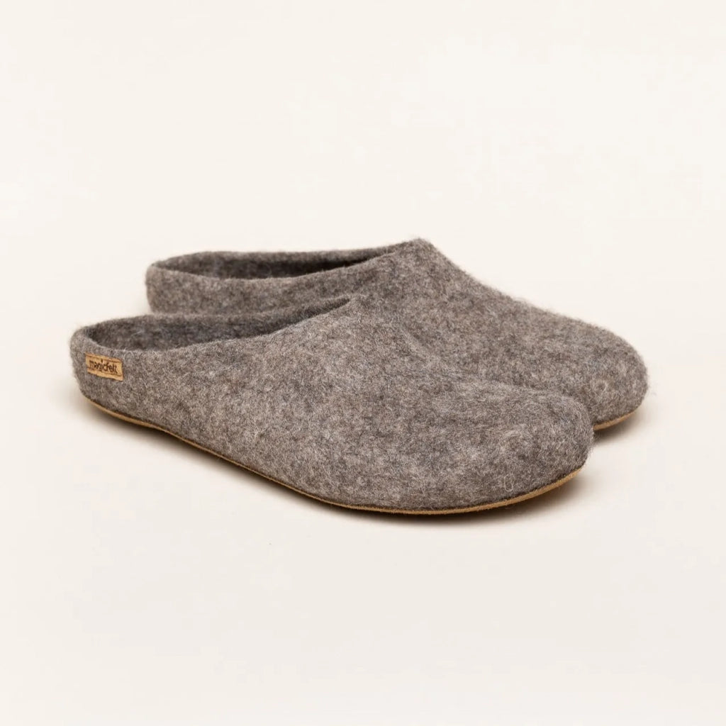 Wool Felt Slippers Magic Felt Shetland Sheep
