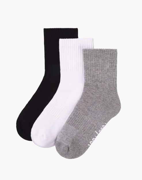 3 Pair Pack of Men's Sports Quarter Crew Socks