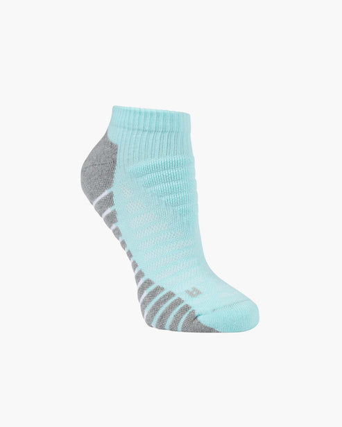 Cross Trainer Ankle Socks in Ice