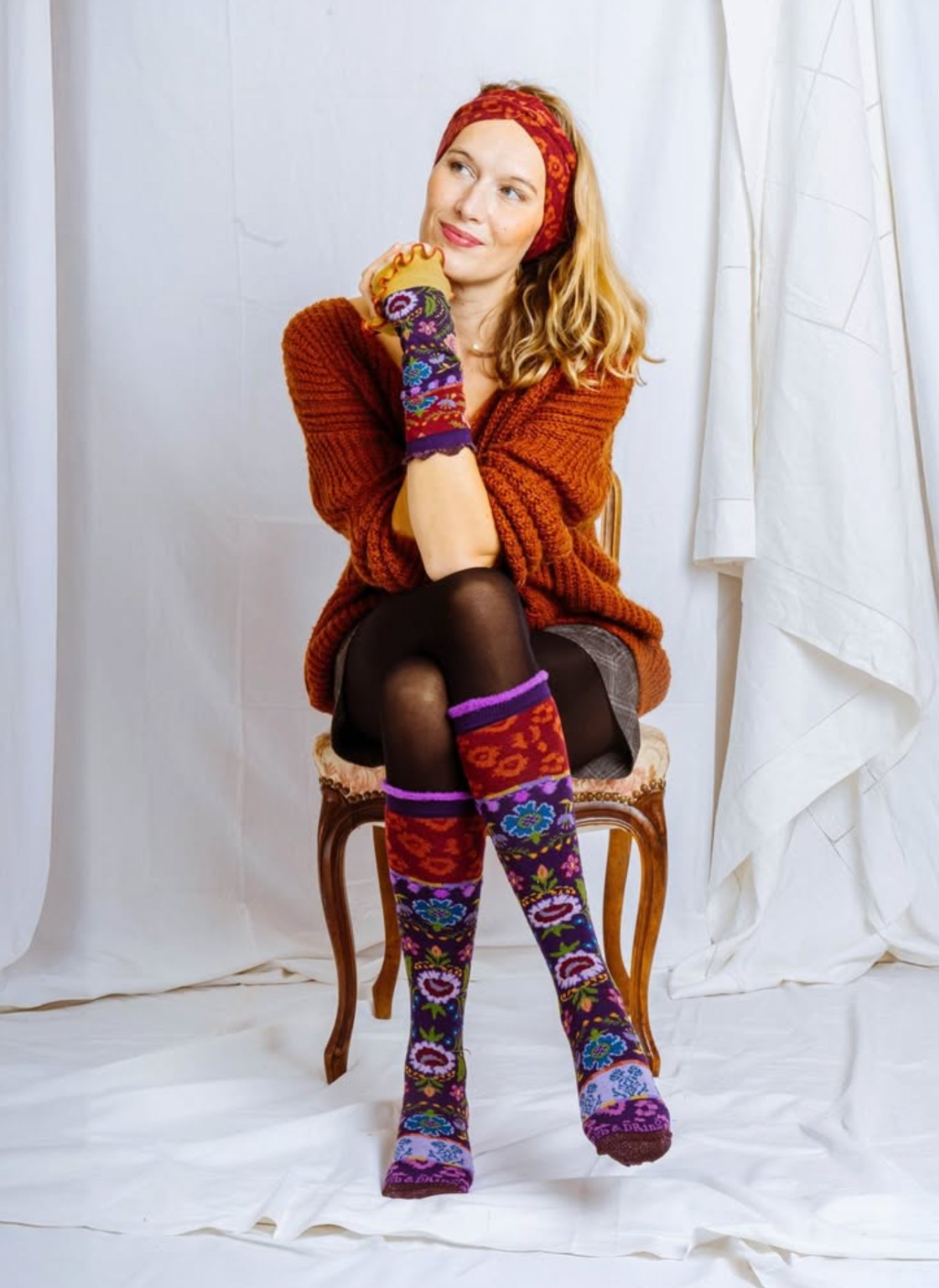 Capartes Women's Fuzzy Cuff Knee High Socks