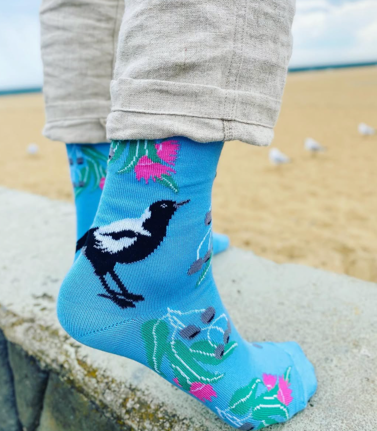 Maggie Magpie Crew Socks