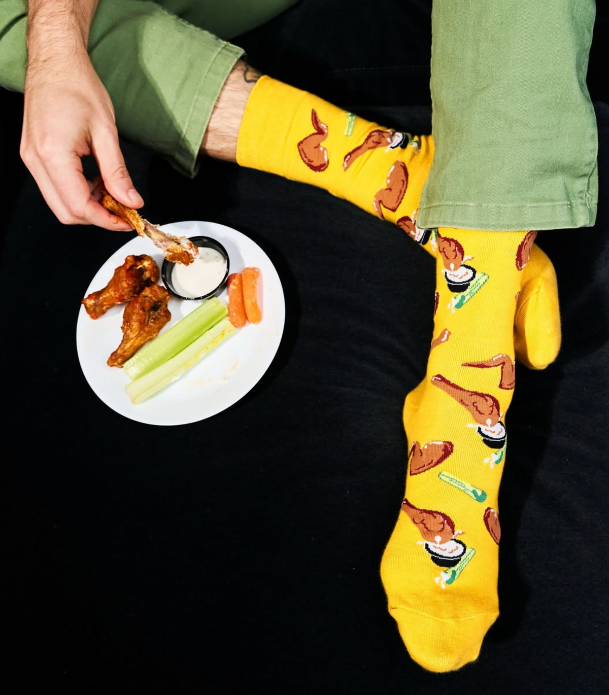 Spread Your Wings And Fry Men's Crew Socks