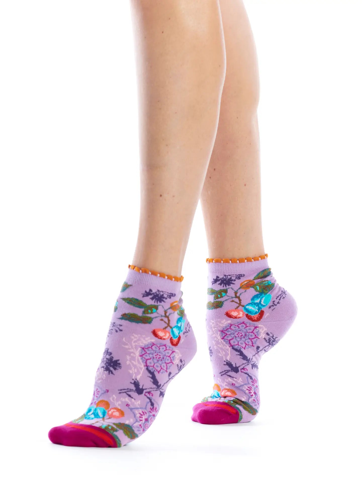 Eden Scalloped Top Women's Quarter Socks
