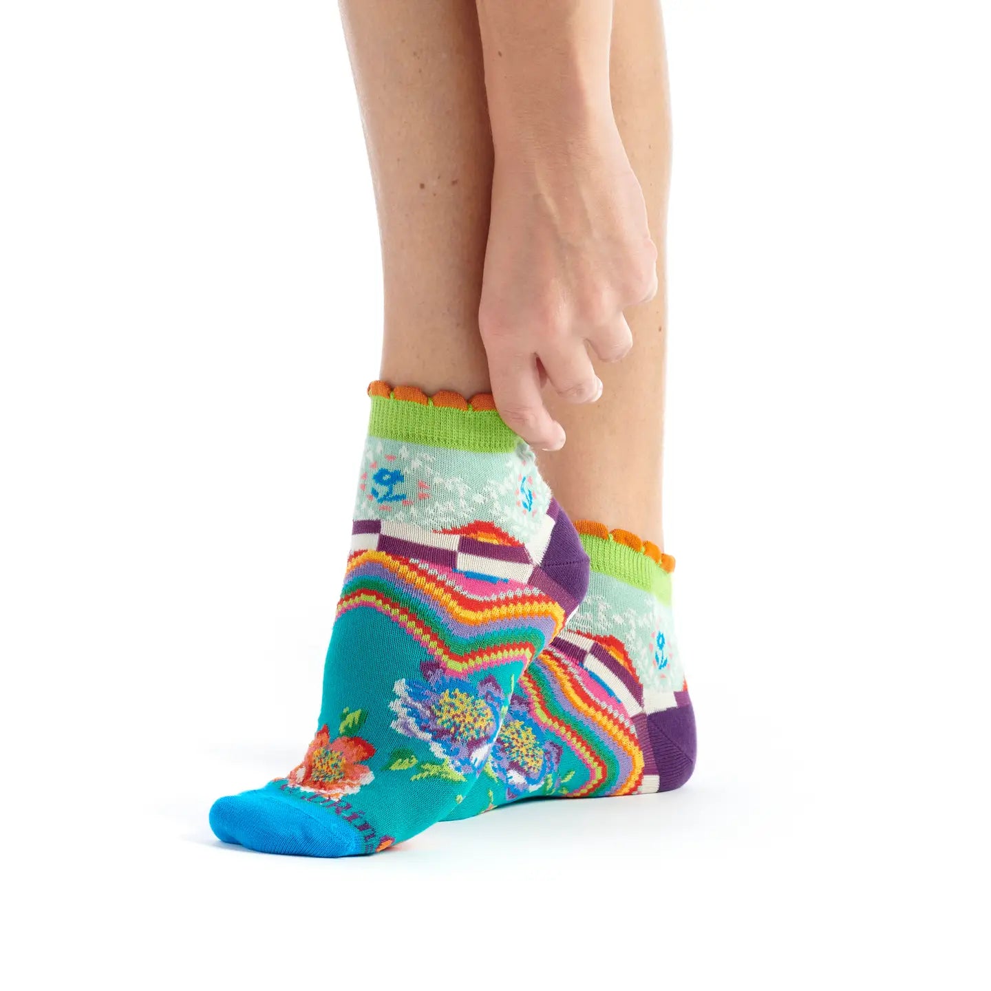 Aesthetic Women's Ankle Socks - The Sockery