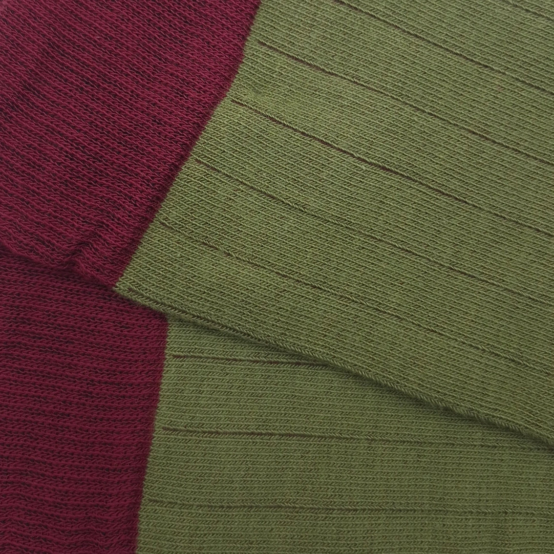 Ribbed Knee High Sock in Olive Green and Ruby