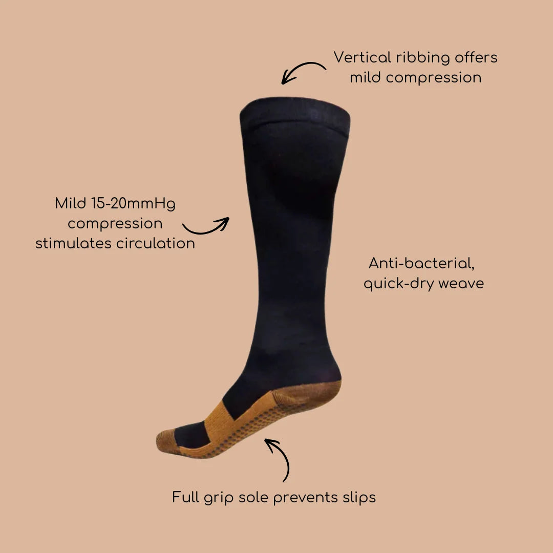 Non-Slip Knee High Compression Socks in Argyle Blue