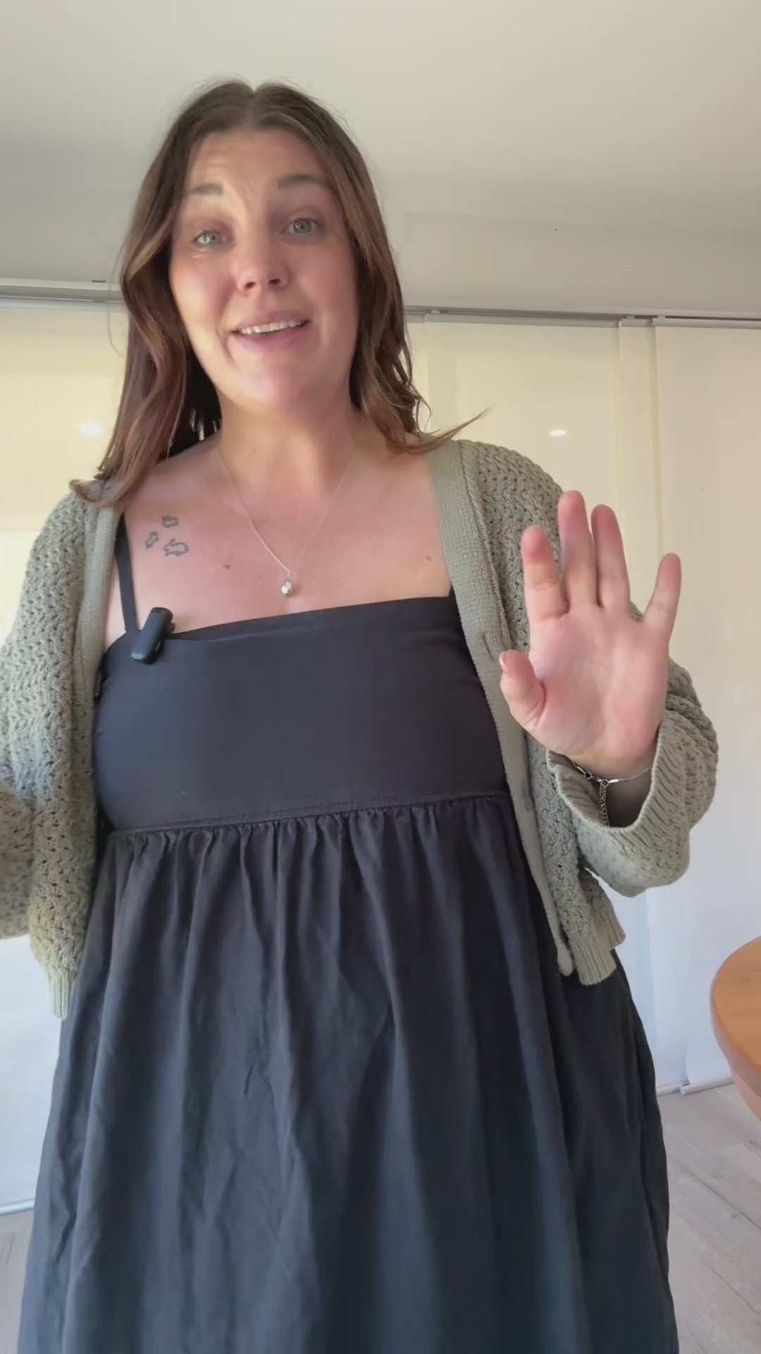 video showing thunda thigh over the knee socks - the sockery
