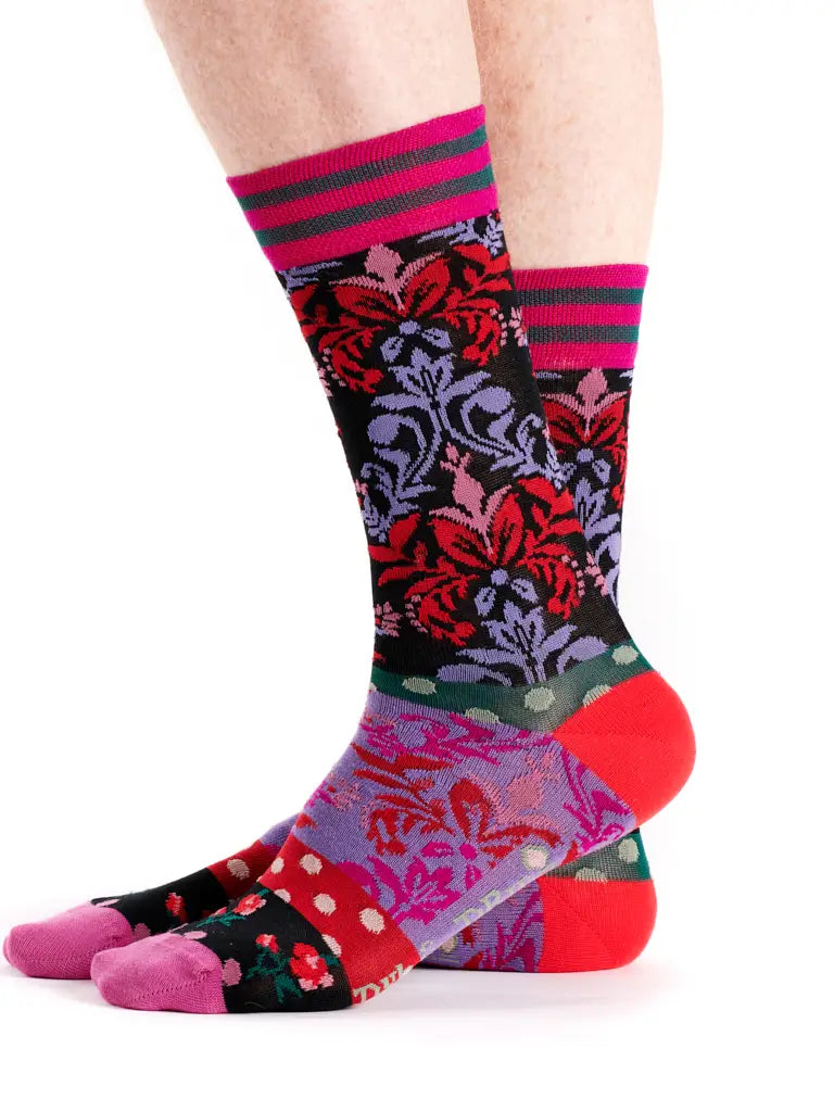 Damascus Women's Crew Socks in Large - The Sockery