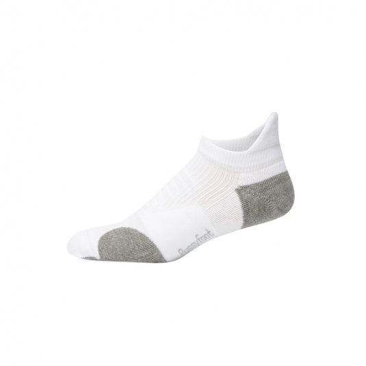 white cross trainer sock for men